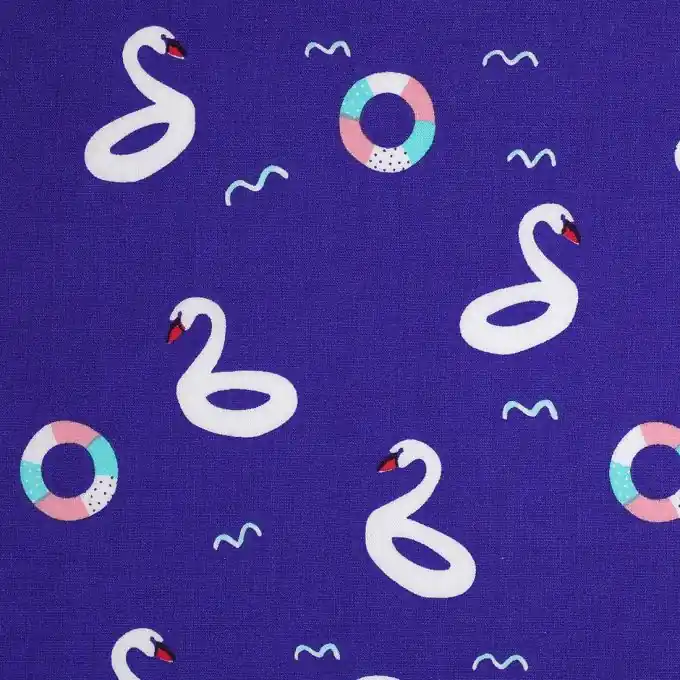 Lakenstoff blau mit Schwanmotiven Jetzt Zugreifen