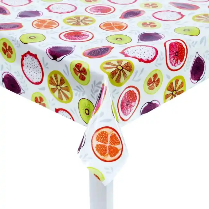 Dicker Baumwollstoff mit bunten Früchten Aktuell