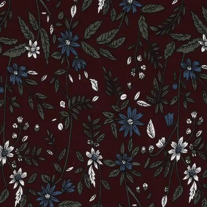 Popeline-Stoff mit bordeauxroten Blättern und Blüten Super-Preis