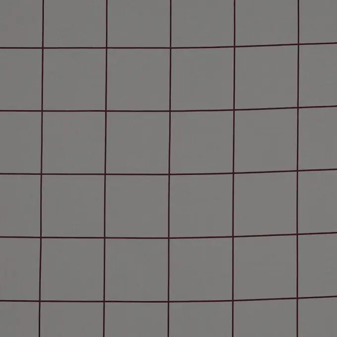 Online Kaufen Popeline mit bordeauxfarbenen Karosauf grauem Grund.