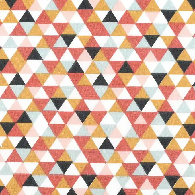 Baumwollstoff mit bunten Dreiecken Neu Im Sortiment
