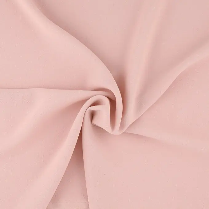 Kostenfreie Lieferung Schwerer hautfarbener Kreppstoff