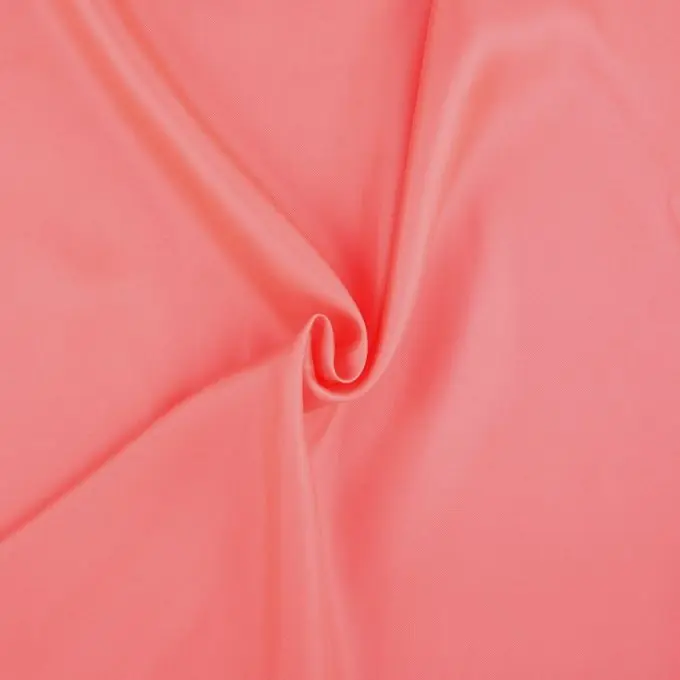 Garantierte Lieferung Lala-Satin in Korallenrot