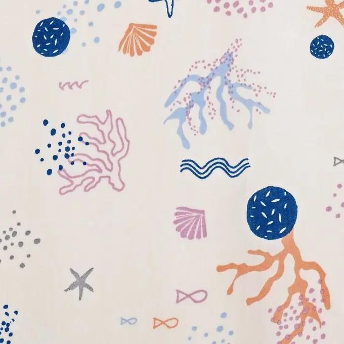 Stoff aus Baumwoll-Popeline in naturweiß mit Meeresmotiv Markenprodukt