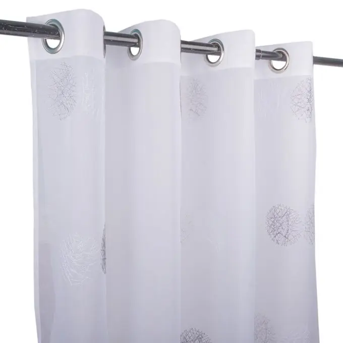 Fertiggardine graue Stickerei Markenprodukt