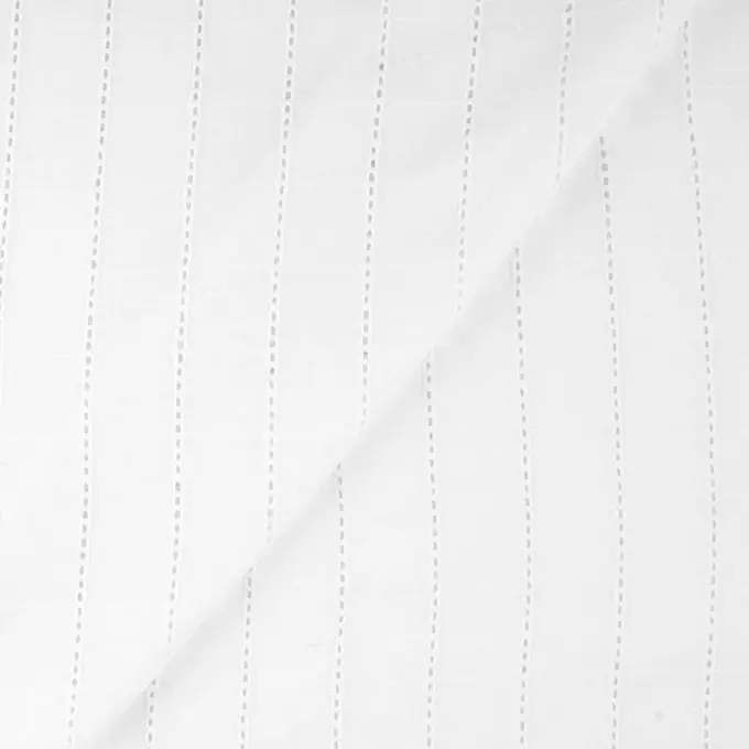 Baumwollstoff mit Stickereien Jetzt Zugreifen