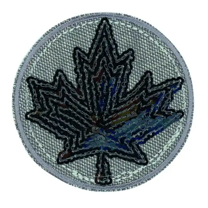 Angebot Bügelbild Ahornblatt schwarz