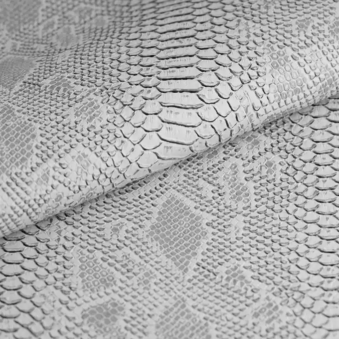 Weltweiter Versand Kunstleder Reptilienoptik Comodo Perlgrau
