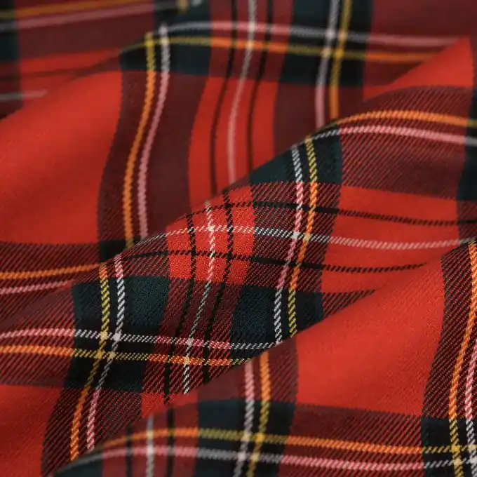 Beliebt Stoff Clan mit Karomuster, rot