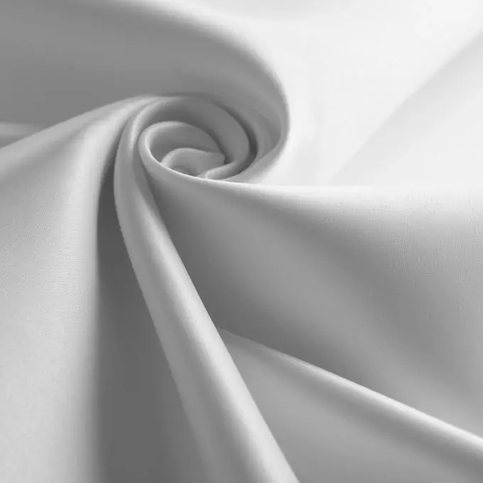 Preisreduziert Satinstoff Duchesse, weiß