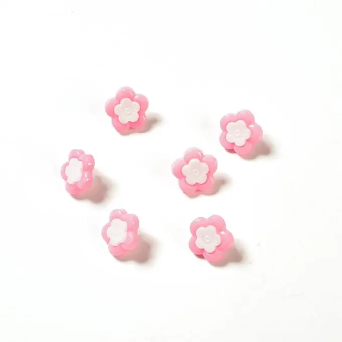 Nur Heute Knöpfe in Form von Margeriten rosa weiß