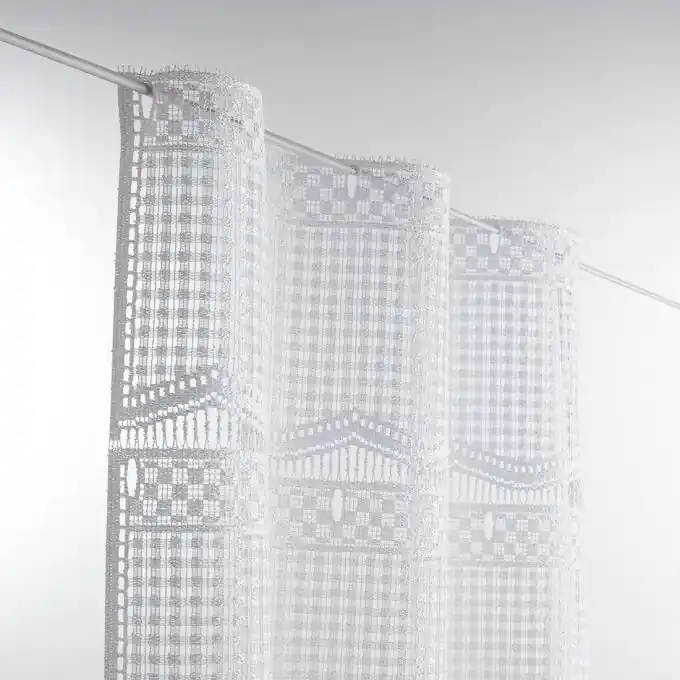 Neuheit Modulierbare Gardinen aus Strickstoffen