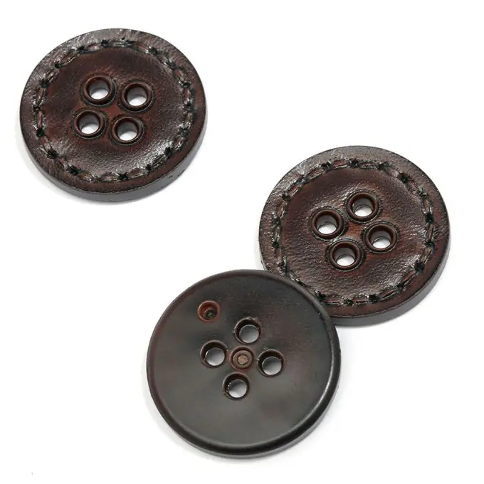 4-Loch-Knopf Braun Lederimitat 27mm Nur Heute