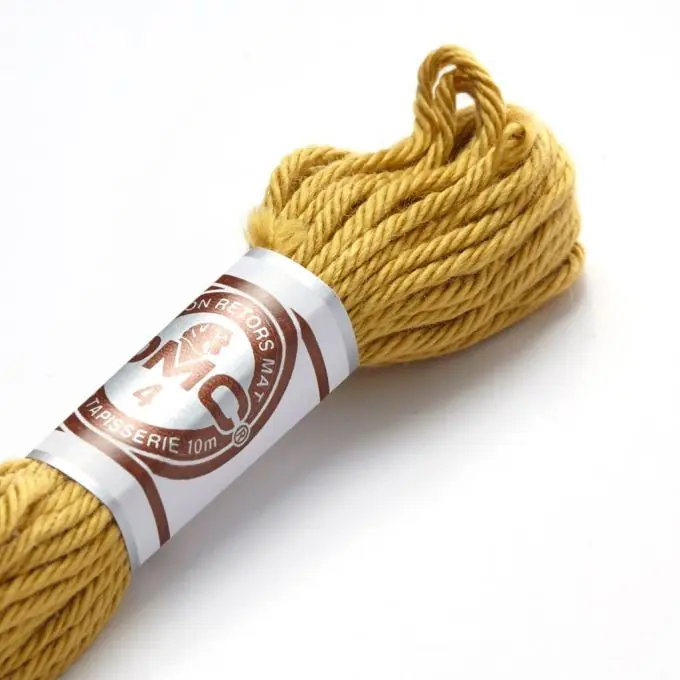 Letzte Chance Zwirnsfaden für Stickerei, mattes Gelb bis Orange – COL 2833