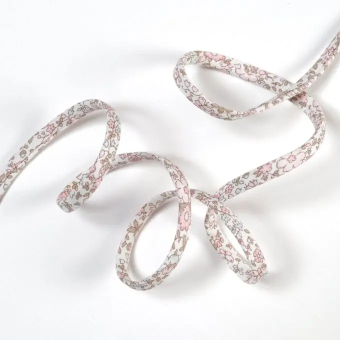 Spaghettiband Blumen Top-Qualität