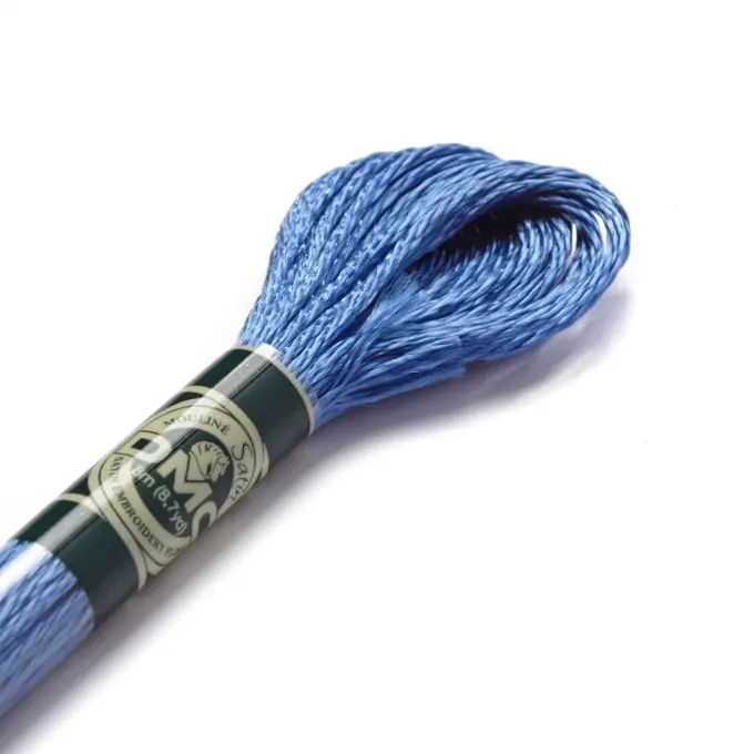 Mouliné-Faden Variation für Stickerei – satin blau Preisreduziert