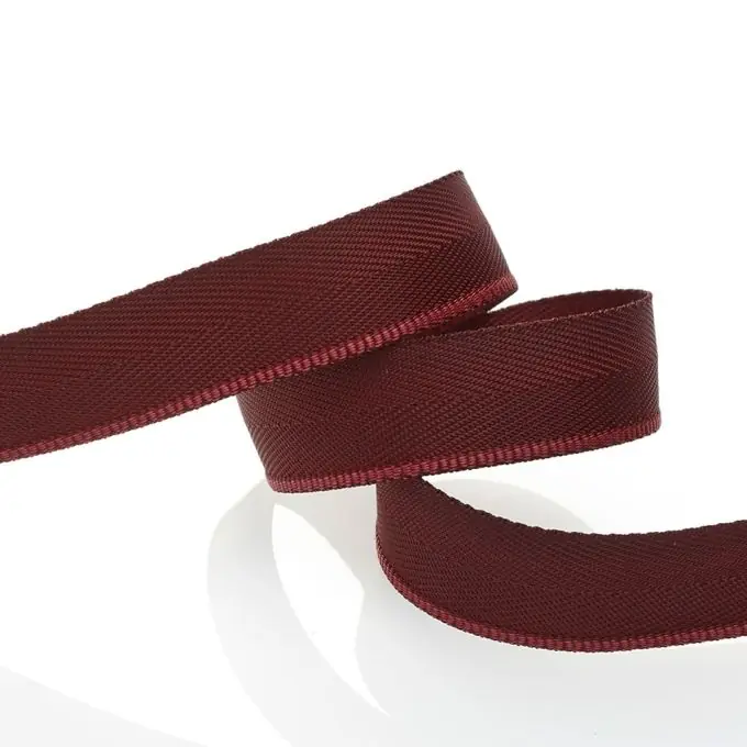 Absätze, bordeauxfarben Must-Have