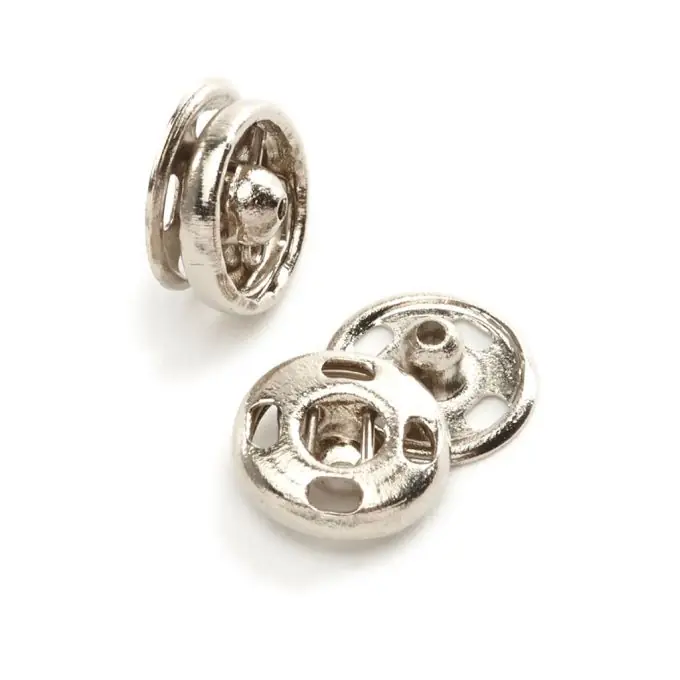 Vernickelter Druckknopf Nr. 6 Zertifiziert