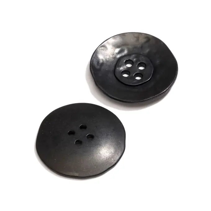 Jetzt Kaufen 4-Loch Metallknopf 27mm Schwarz Gehämmert T22