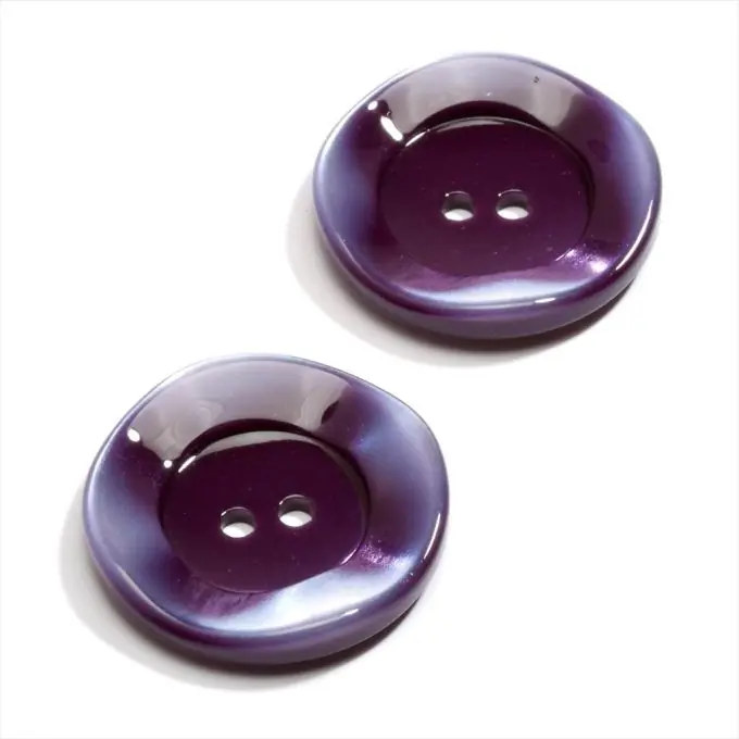 Zweiloch-Knopf 27 mm Flieder gewölbt Sale