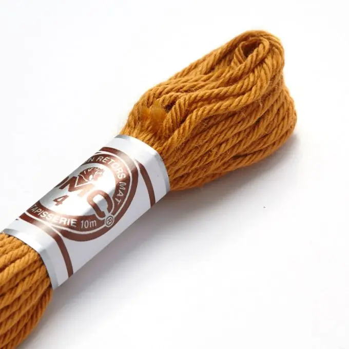 Jetzt Kaufen Zwirnsfaden für Stickerei, mattes Braun – COL 2782