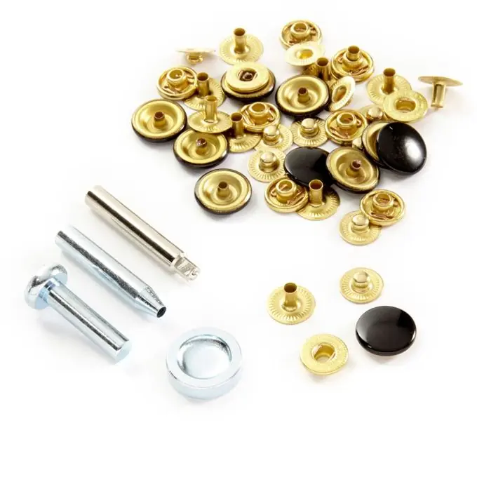 Druckknopf ohne Naht für mittelschwere Stoffe, mit Befestigung Kostenloser Versand