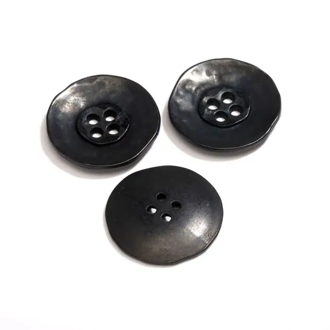 Knallerangebot Knöpfe 4 Löcher schwarz T22