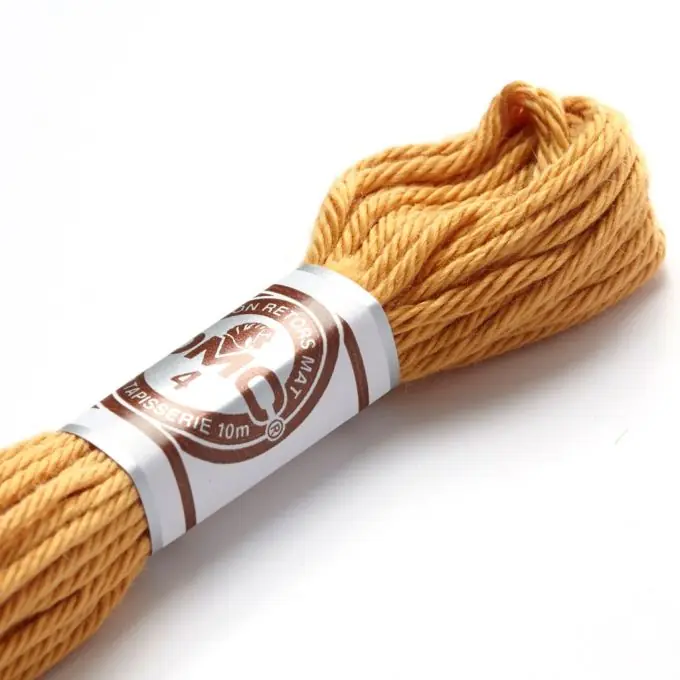 Preisknaller Zwirnsfaden für Stickerei, mattes Gelb bis Orange – COL 2159