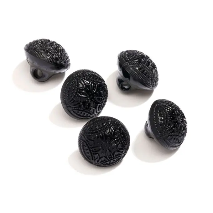 Knöpfe 4 Löcher Österriche Spitze schwarz Preisreduziert