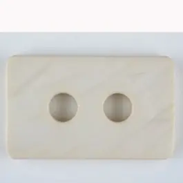Knallerangebot Polyamidknopf rechteckig mit abgerundeten Ecken, 2-loch – Größe: 40mm – Farbe: beige