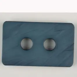 Günstig Polyamidknopf rechteckig mit abgerundeten Ecken, 2-loch – Größe: 40mm – Farbe: blau