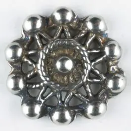 sternförmiger Vollmetallknopf mit Perlenbesatz, rund, Öse – Größe: 15mm – Farbe: altsilber – Art.Nr. 241208 Preisreduziert