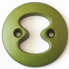 Direkt Vom Hersteller Polyamidknopf mit interessanter Ausstanzung mit 2 Löchern – Größe: 28mm – Farbe: grün – Art.Nr. 338731