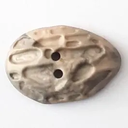 Polyamidknopf Mondlandschaft mit 2 Löchern – Größe: 40mm – Farbe: beige – Art.Nr. 408701 Neuheit