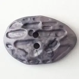 Polyamidknopf Mondlandschaft mit 2 Löchern – Größe: 40mm – Farbe: lila – Art.Nr. 408706 Großhandel