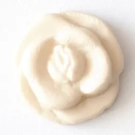 filigraner Rosenknopf mit Öse – Größe: 18mm – Farbe: beige – Art.Nr. 262801 Must-Have