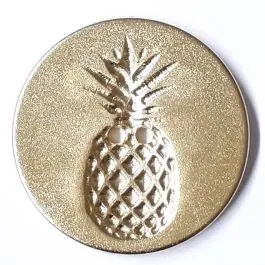 Knopf mit Relief in Ananasform2-Loch – Größe: 23mm – Farbe: gold – Art.Nr. 320661 Preisreduziert