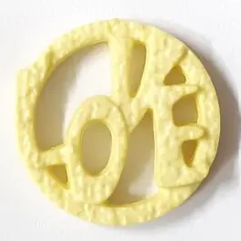 schöner abstrakter Love Knopf – Größe: 20mm – Farbe: gelb / messing – Art.Nr. 282837 Markenprodukt