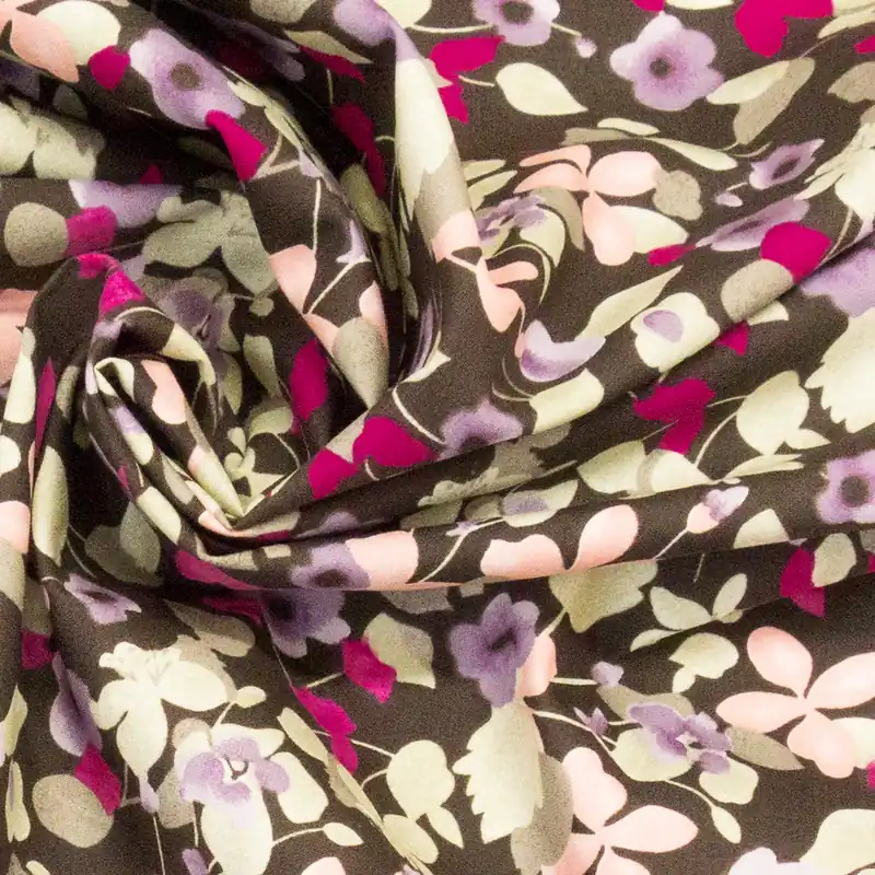 Solange Der Vorrat Reicht Baumwollstoff, Popeline, grüntöne, pink, flieder, floral gemustert