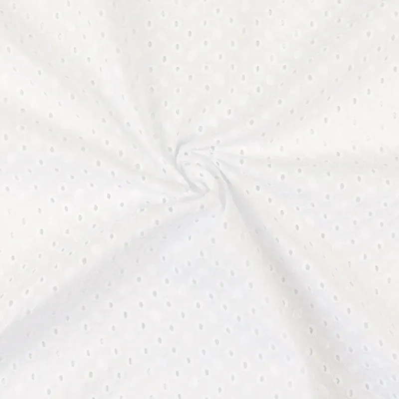 Billig Bestickter Baumwollstoff, Batist, weiß, Lochstickerei, grafisch gemustert