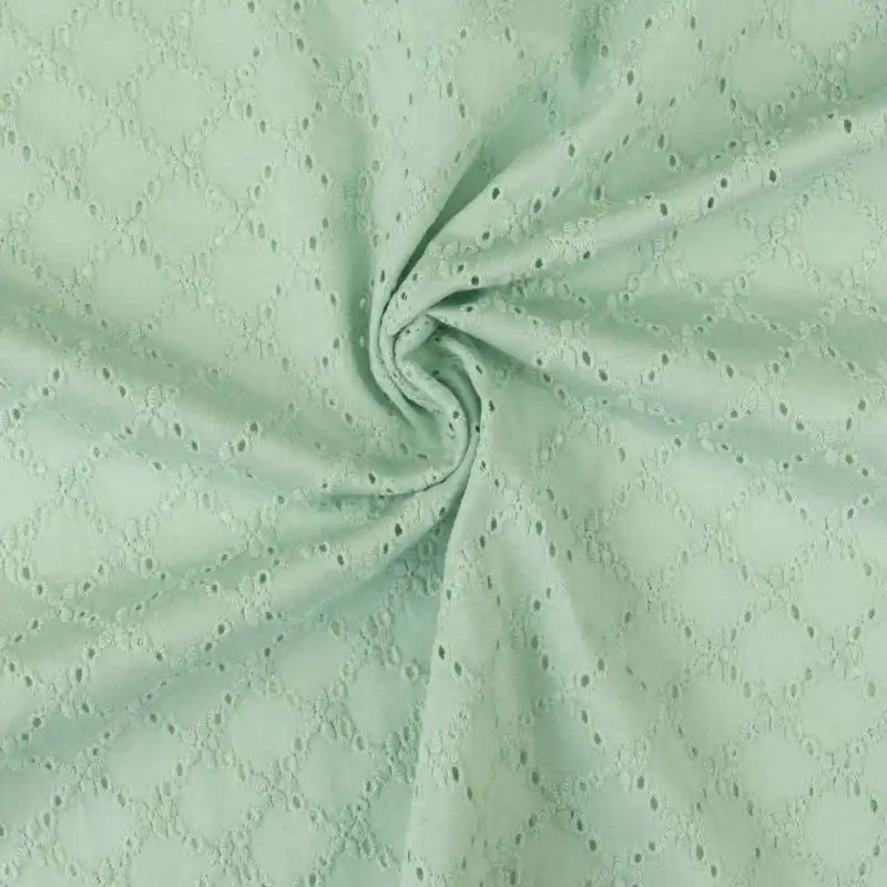 Bestickter Baumwolljersey, mint, Lochstickerei Angebot