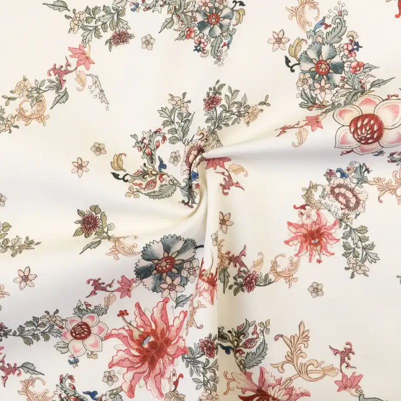 elastischer Feinköper, offwhite, rosatöne, grüntöne, florale Motive Top-Qualität