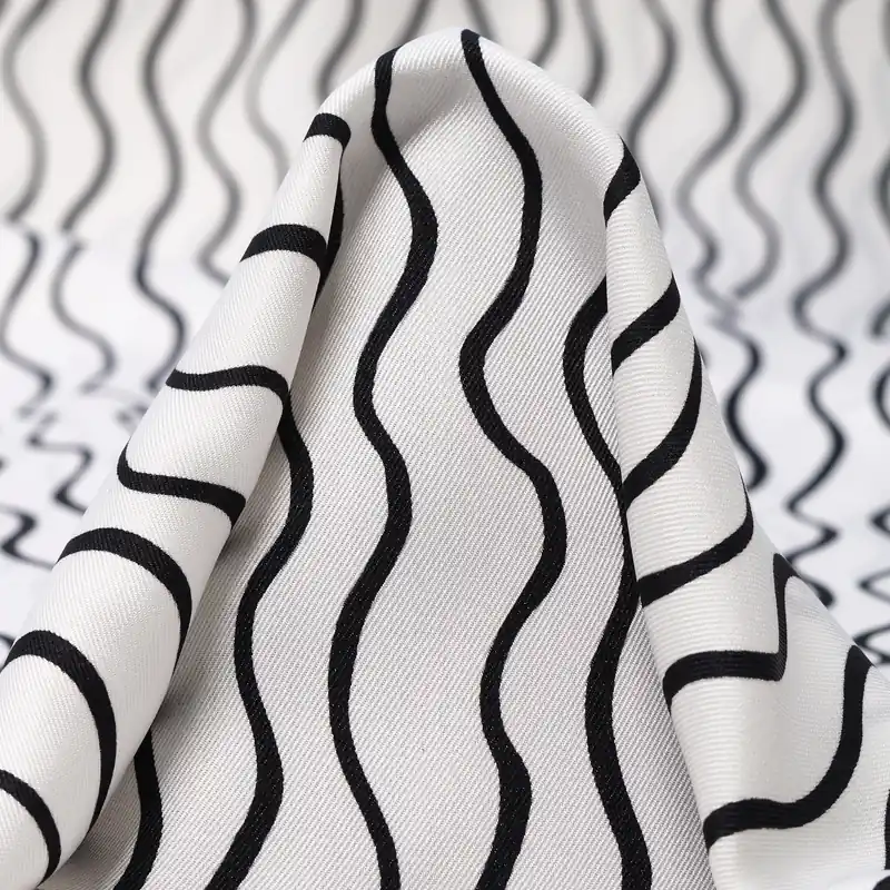 Nur Heute TWILL, GEOMETRIC, RAVEN BLACK&BRILLIANT WHITE