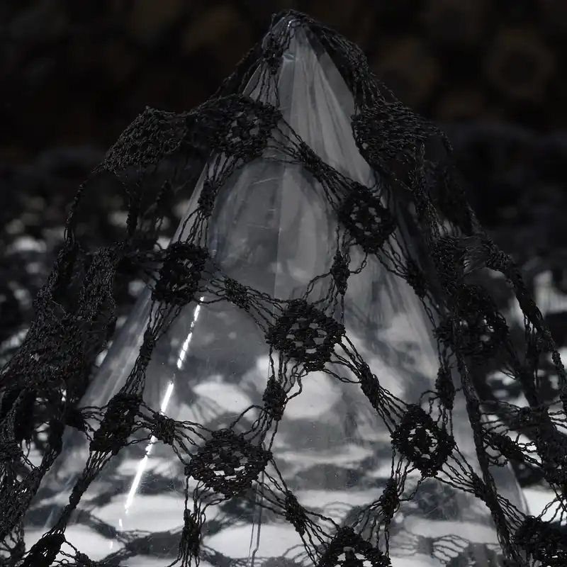 LACE, SILK, PRINTED, RAVEN BLACK Solange Der Vorrat Reicht