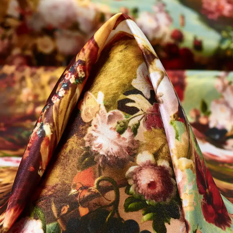 SATIN, PRINTED, FLORAL, ADOBE&RED ALERT Abverkauf