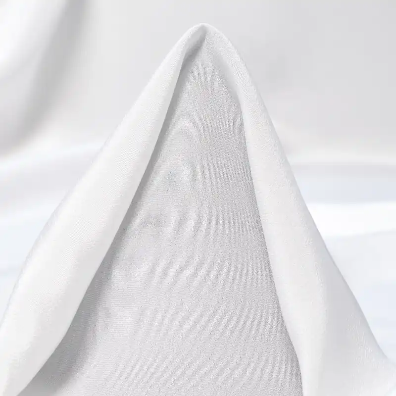 Markenprodukt SATIN, BRILLIANT WHITE