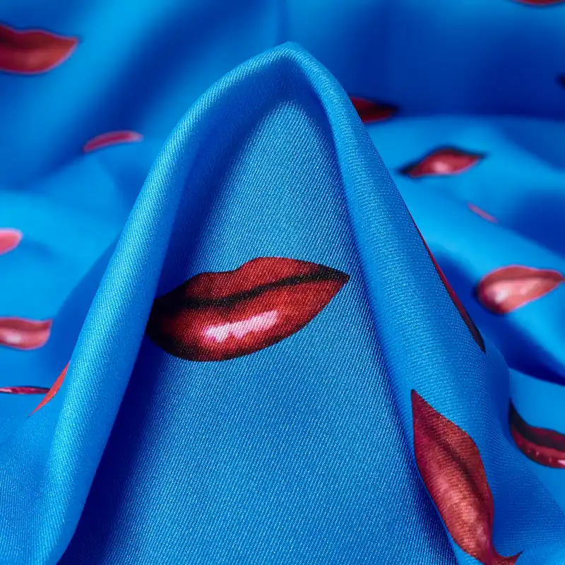 Bestpreis TWILL, PRINTED, FRENCH BLUE&RED ALERT