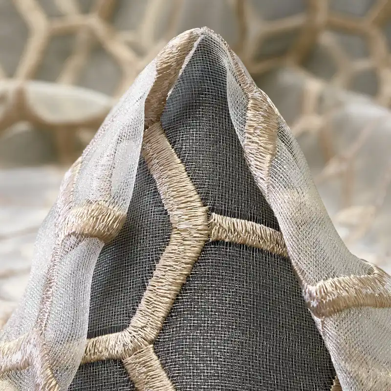 ORGANZA, EMBROIDERED, SAVANNAH TAN Nur Für Kurze Zeit