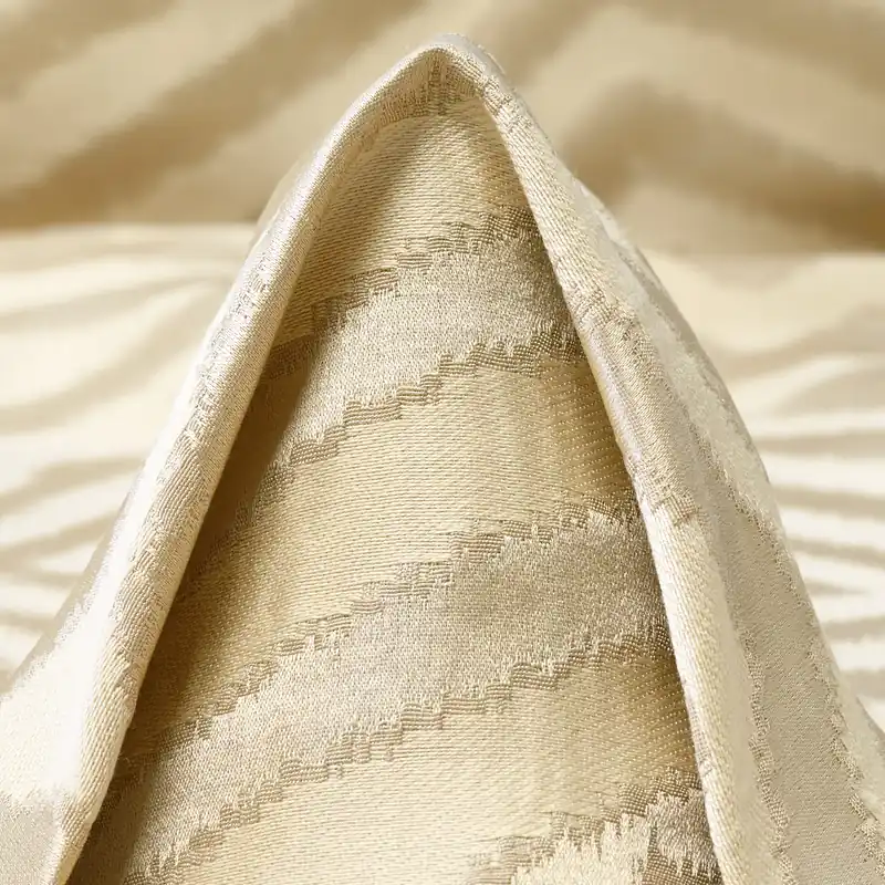 JACQUARD, LINEN, SILK BLEND, BONE WHITE&OYSTER GRAY Ab Werk