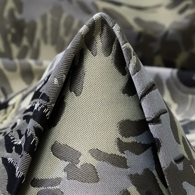 JACQUARD, COTTON BLEND, WHITE ONYX&JET BLACK Limited Edition